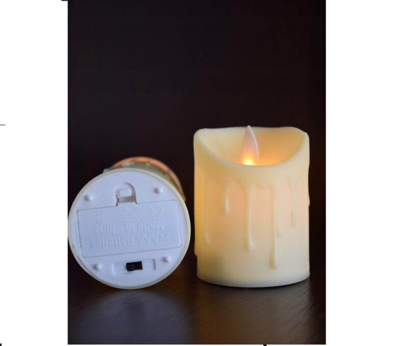 ŚWIECA LED RUCHOMY PŁOMIEŃ NA BATERIE 8cm 12sztuk